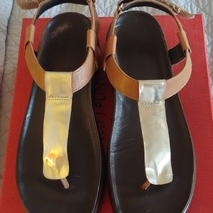 Donald Pliner sandal